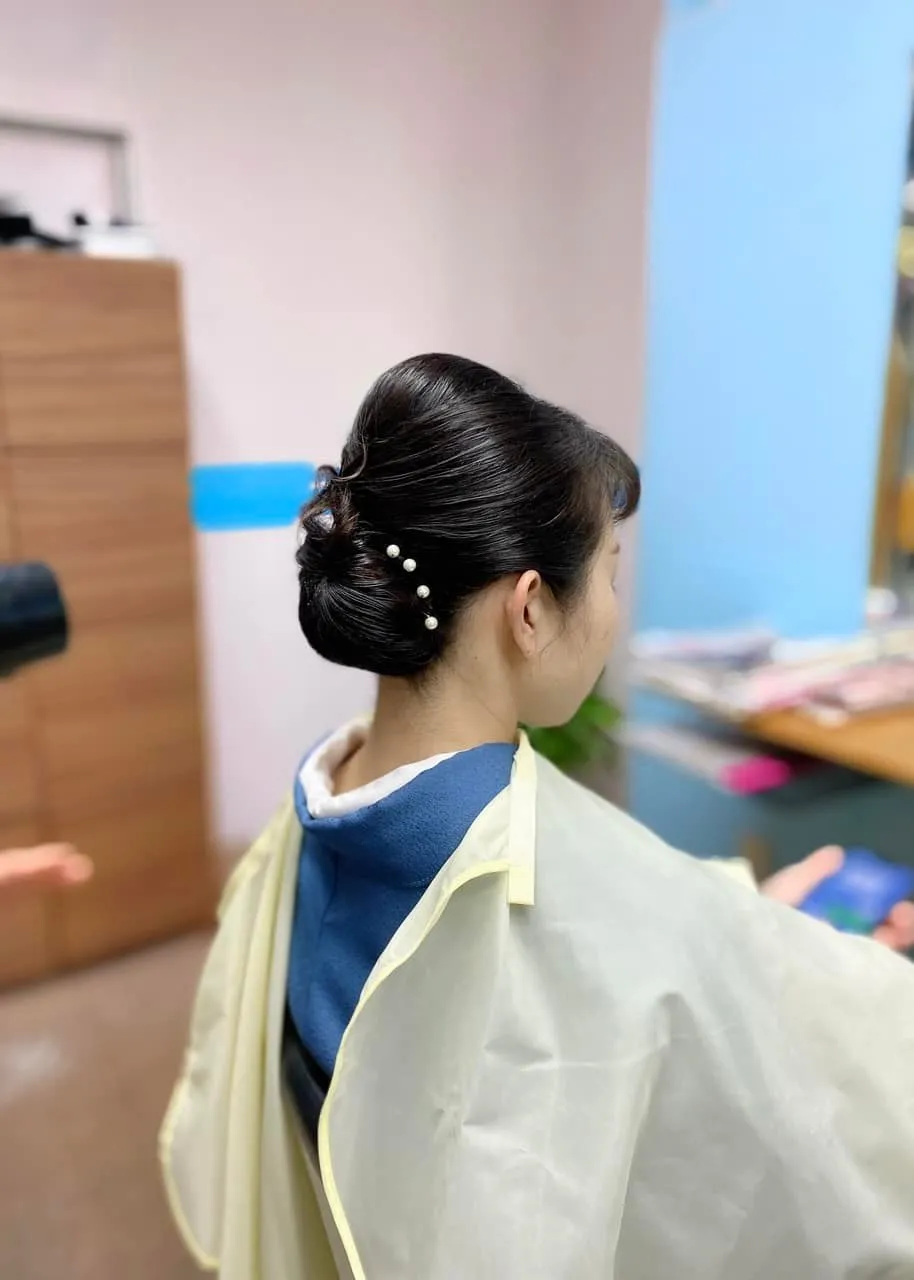 イベントの司会をされたお客様からのヘアセット＆着付けのご依頼...